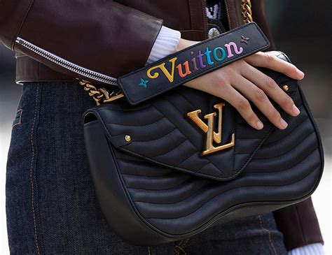 lv new wave chain bag 2021 review|louis vuitton chain bag design.